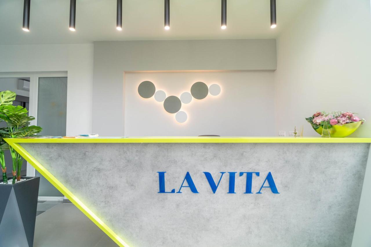 La Vita Premium Panzio Gyula Zewnętrze zdjęcie